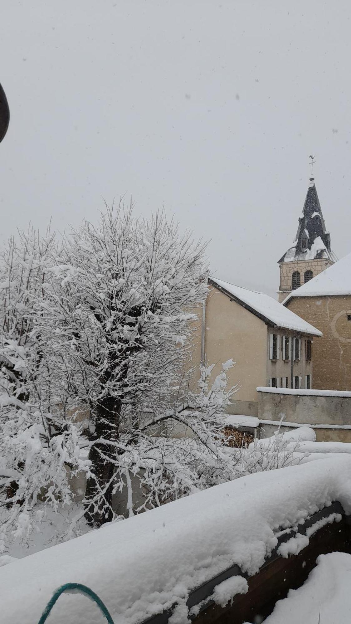 Hotel Du Centre Villard-de-Lans Exterior photo