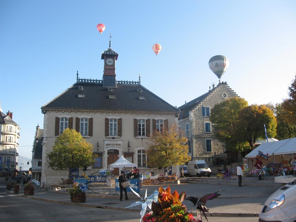 Hotel Du Centre Villard-de-Lans Exterior photo